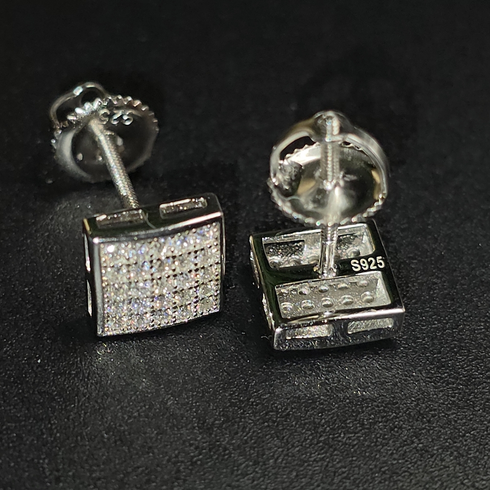 ✨ Square Moissanite Pavé Stud Earrings – S925 Silver – Iced Out ✨